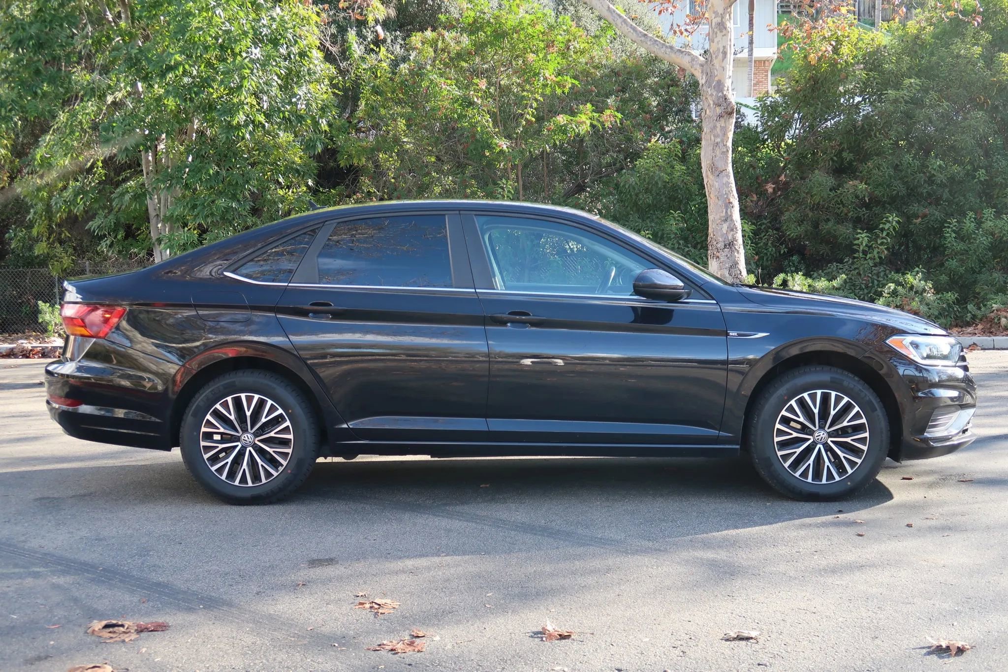 Used 2019 Volkswagen Jetta SEL image 6