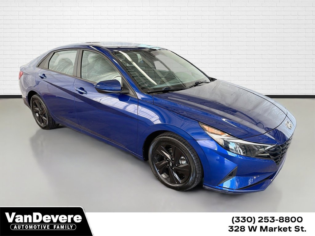 Used 2022 Hyundai Elantra SEL w/ Preferred Accessory Package