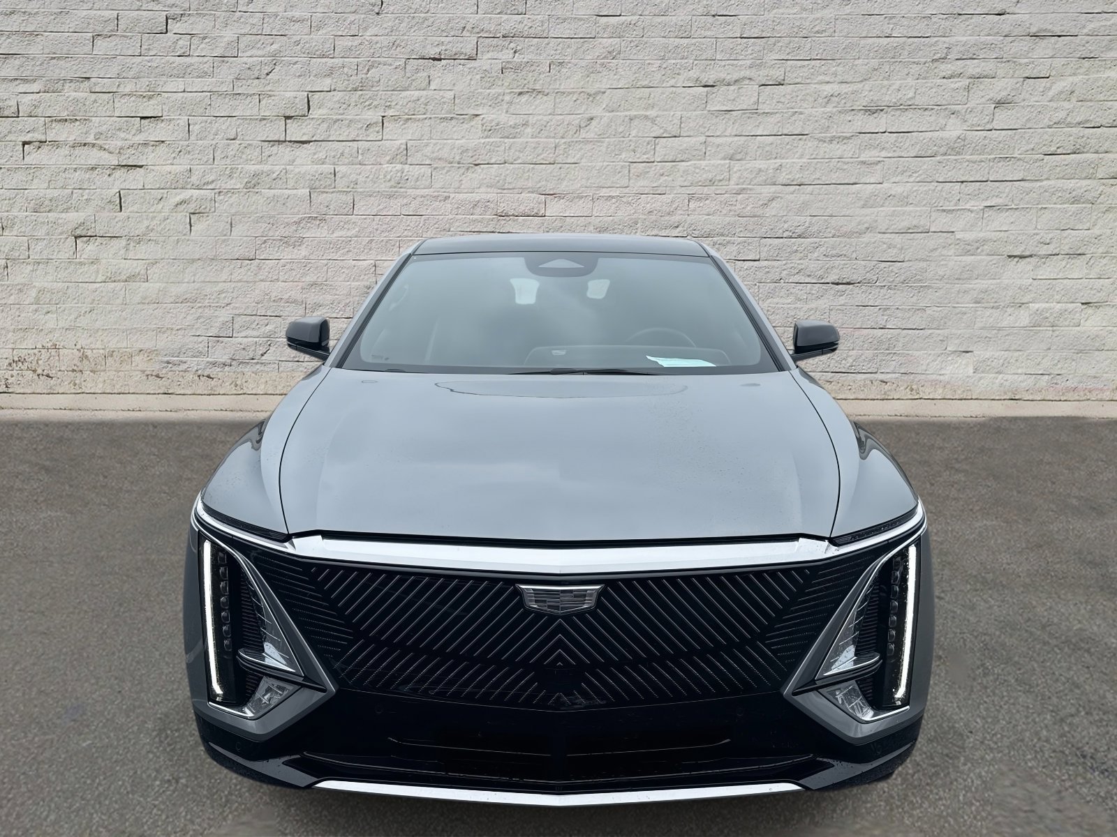 Certified 2024 Cadillac Lyriq Tech video 2