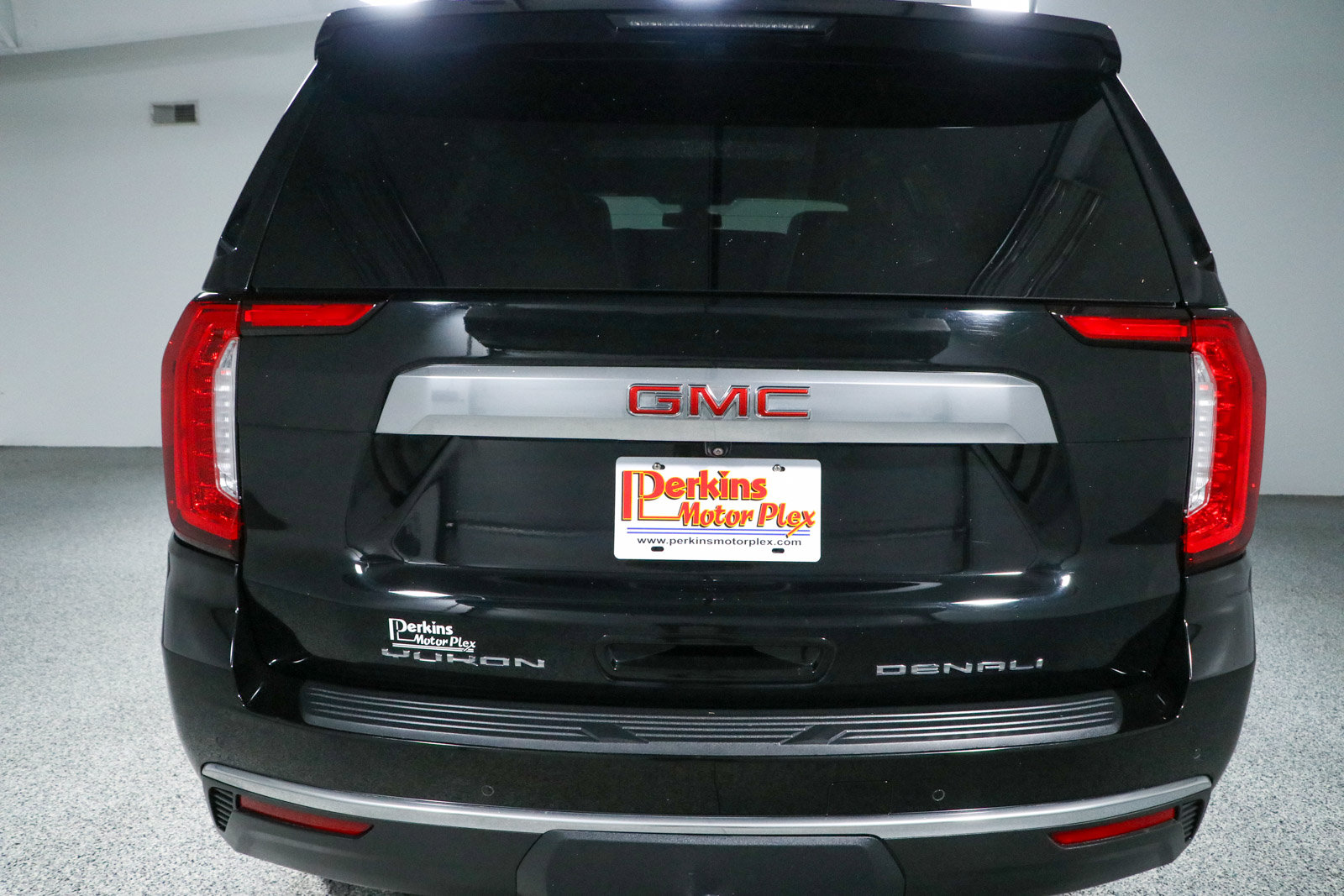 Used 2021 GMC Yukon Denali AWD/4WD image 8