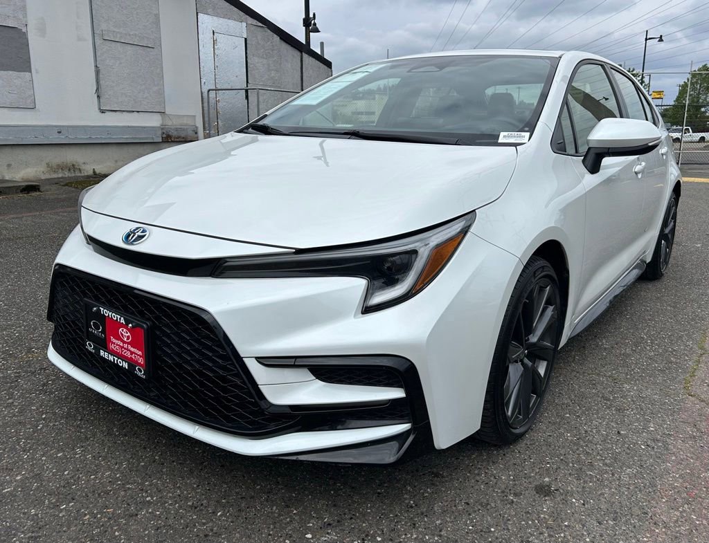 Certified 2024 Toyota Corolla SE w/ SE Package FWD video 1