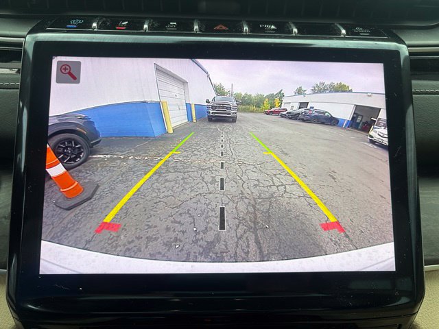 Used 2023 Jeep Grand Cherokee 4WD 4xe image 10