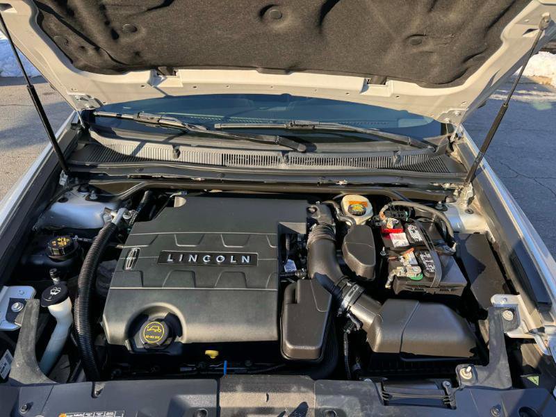 Used 2014 Lincoln MKS AWD w/ Equipment Group 101A image 21