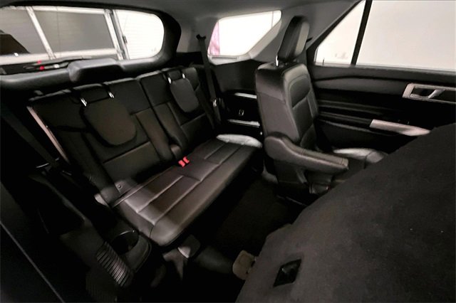 Used 2020 Ford Explorer XLT w/ Equipment Group 202A image 26