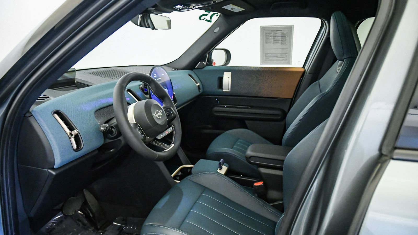 Certified 2025 MINI Cooper Countryman S image 19