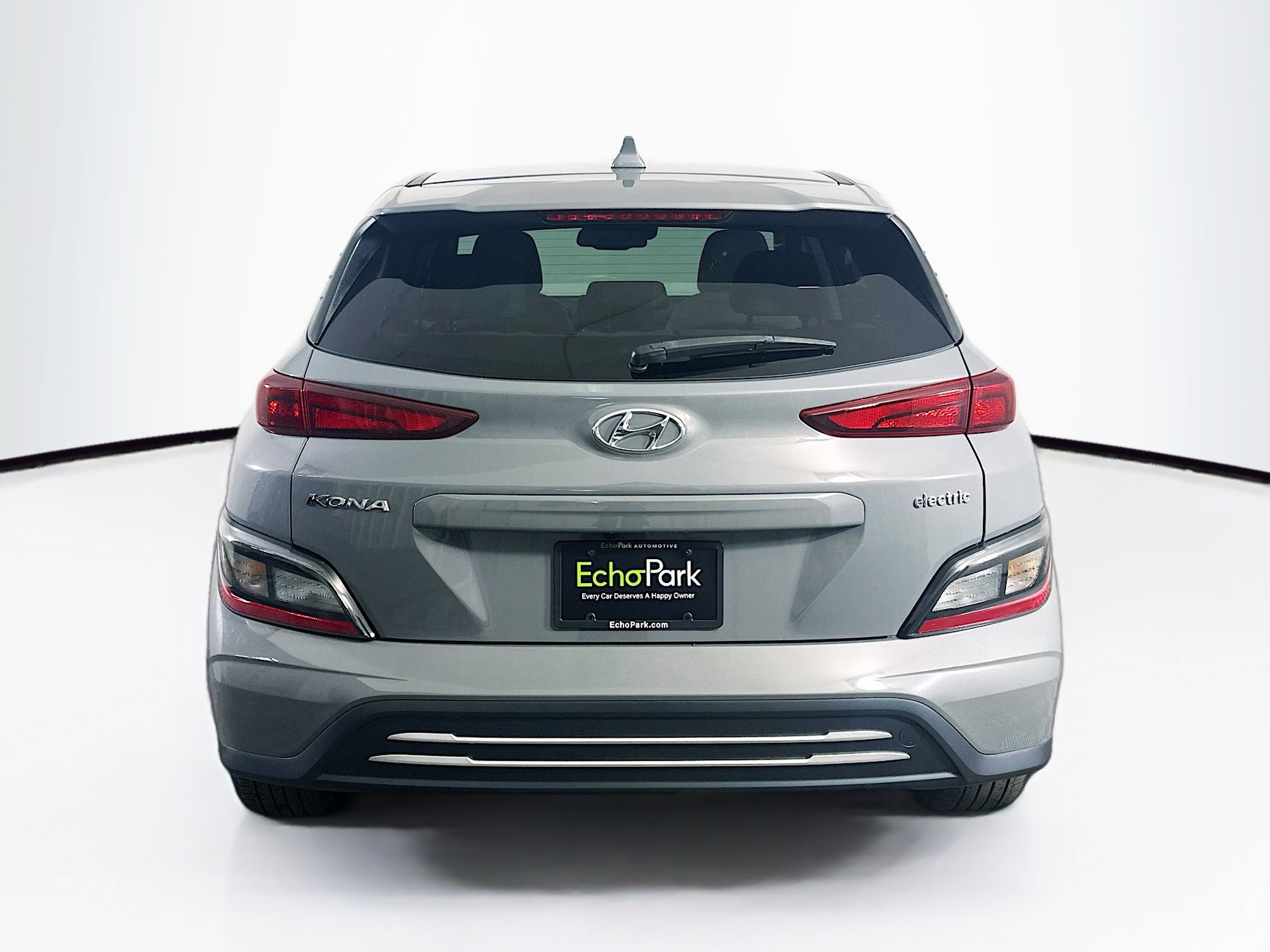 Used 2023 Hyundai Kona SE w/ Cargo Package image 7