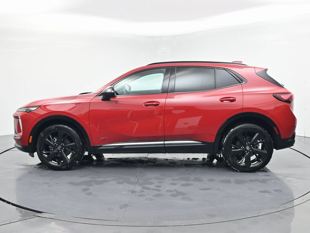 Used 2025 Buick Envision Sport Touring AWD/4WD image 3