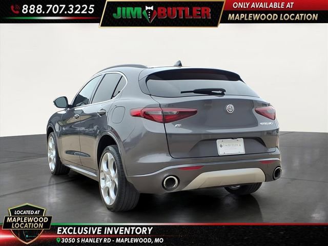 Used 2023 Alfa Romeo Stelvio Ti Lusso w/ Quick Order Package 22X Lusso AWD/4WD image 2