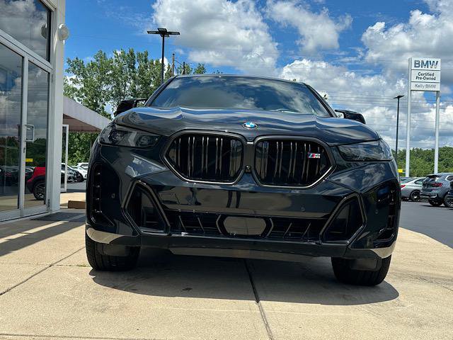Used 2026 BMW X6 M60i AWD/4WD image 2