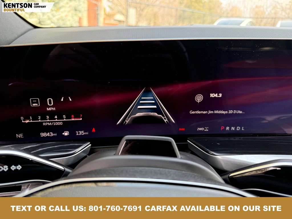 Used 2025 Cadillac Escalade ESV Sport w/ LPO, ONYX Package image 18