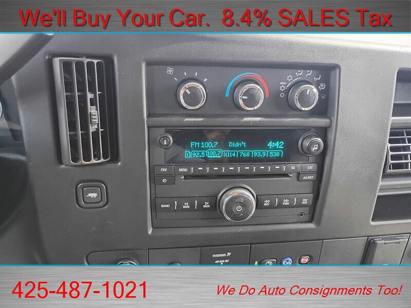 Used 2020 Chevrolet Express 3500 LS RWD image 17