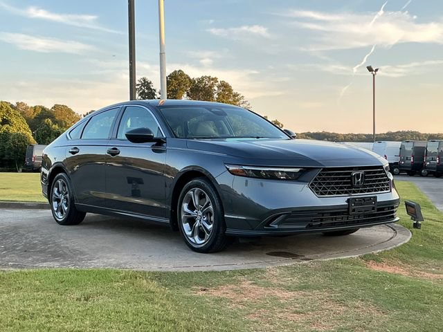 Used 2024 Honda Accord EX image 1