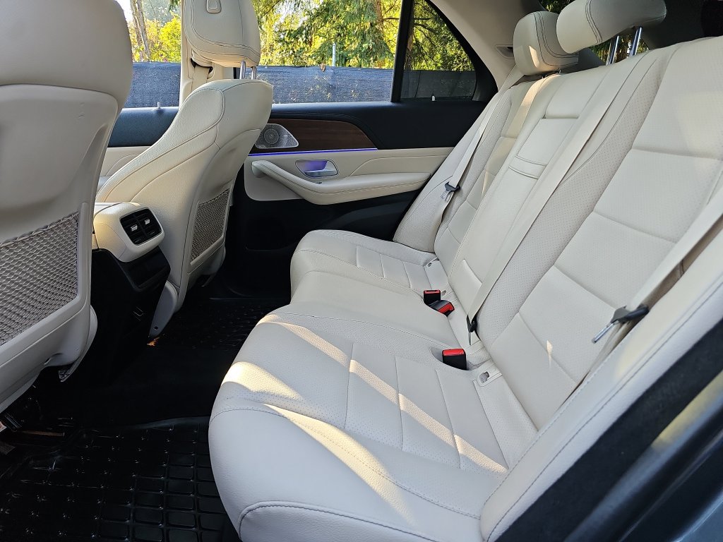 Used 2021 Mercedes-Benz GLE 350 4MATIC image 32