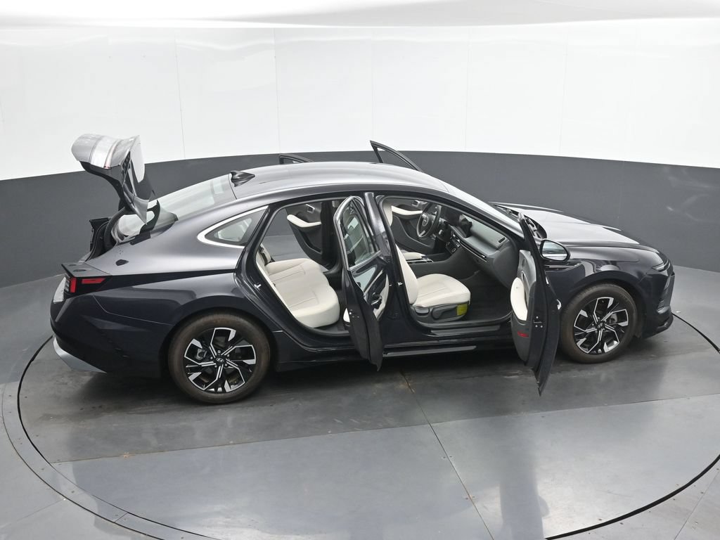 Used 2024 Hyundai Sonata SEL FWD image 48