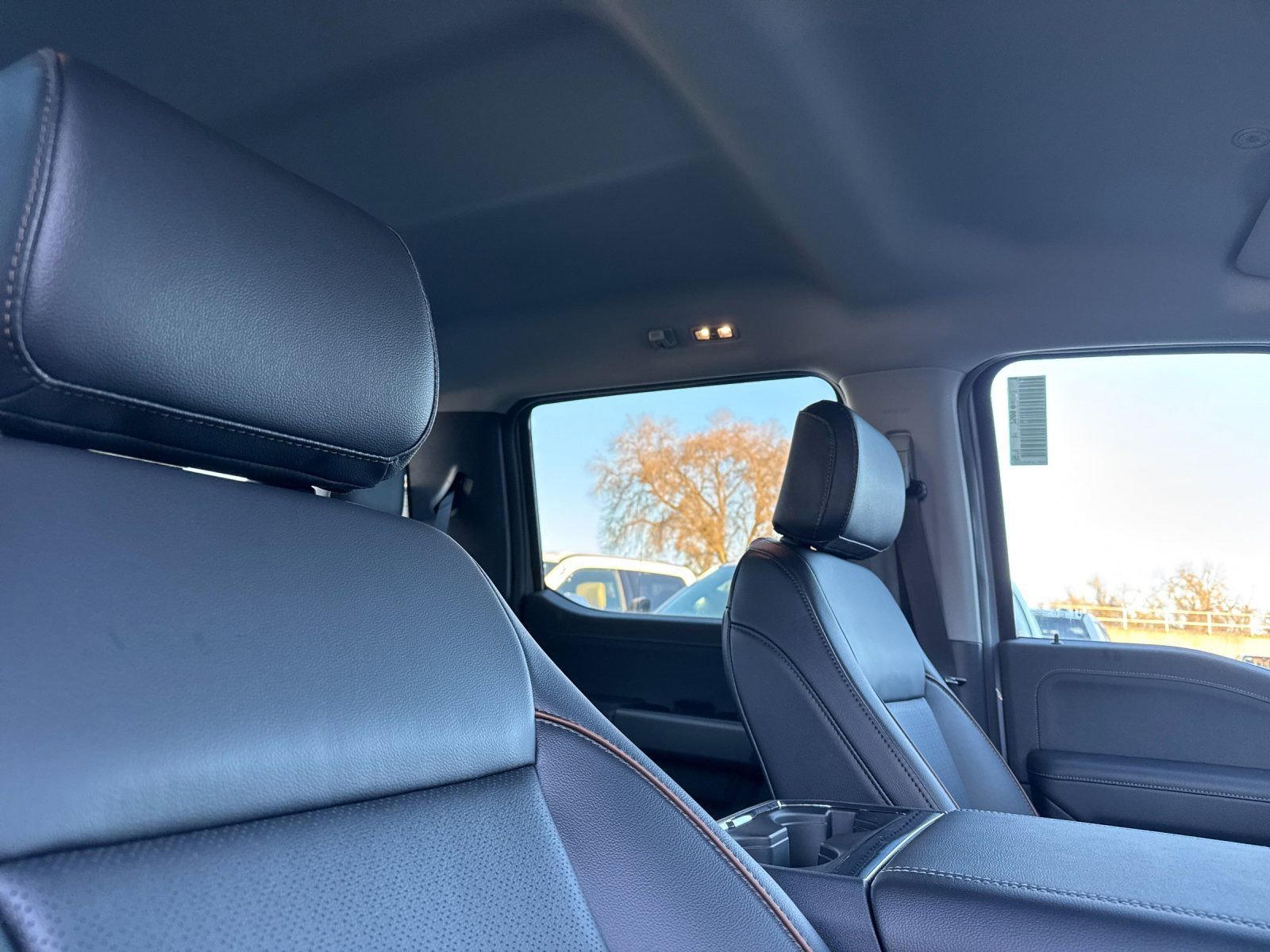 New 2026 Ford F350 Lariat w/ FX4 Off-Road Package image 17