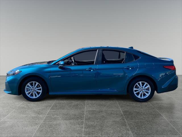 Certified 2025 Toyota Camry LE w/ Convenience Package image 2