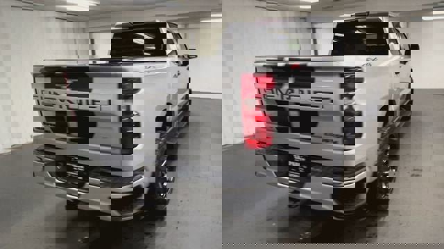 Used 2022 Chevrolet Silverado 1500 Custom w/ Rally Edition image 8