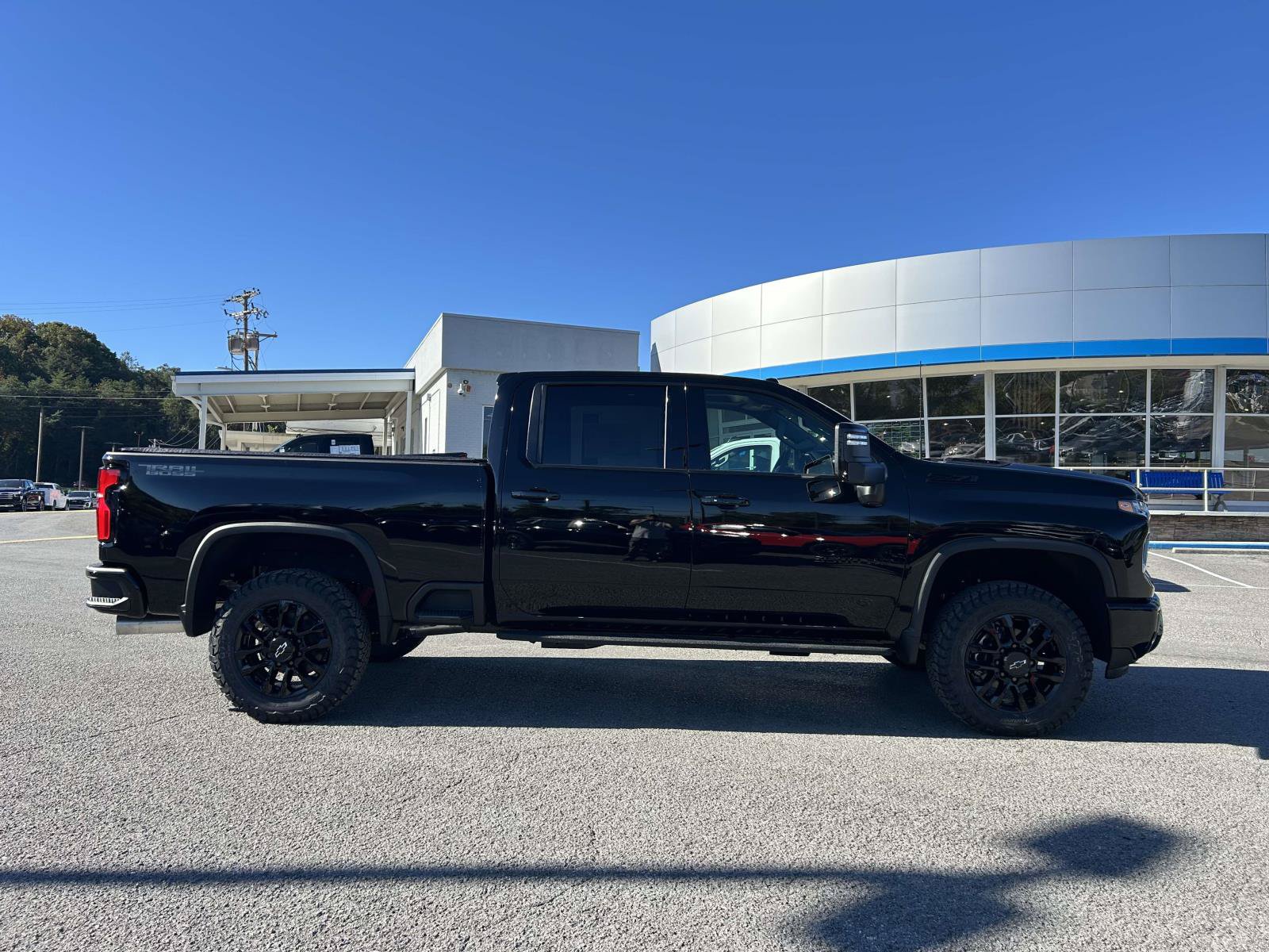 New 2026 Chevrolet Silverado 3500 LTZ AWD/4WD image 8