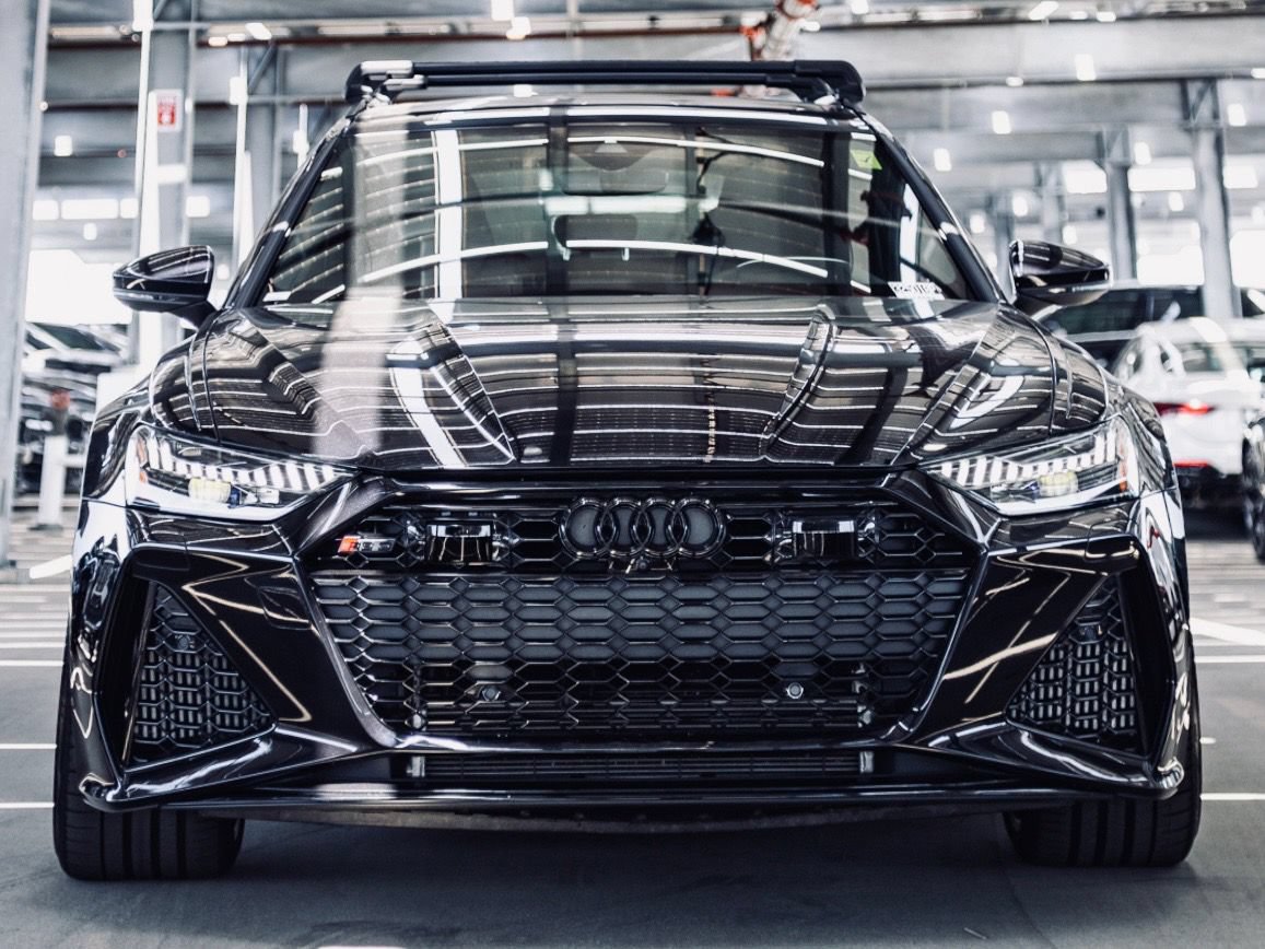 Certified 2021 Audi RS 6 w/ Executive Package AWD/4WD image 5