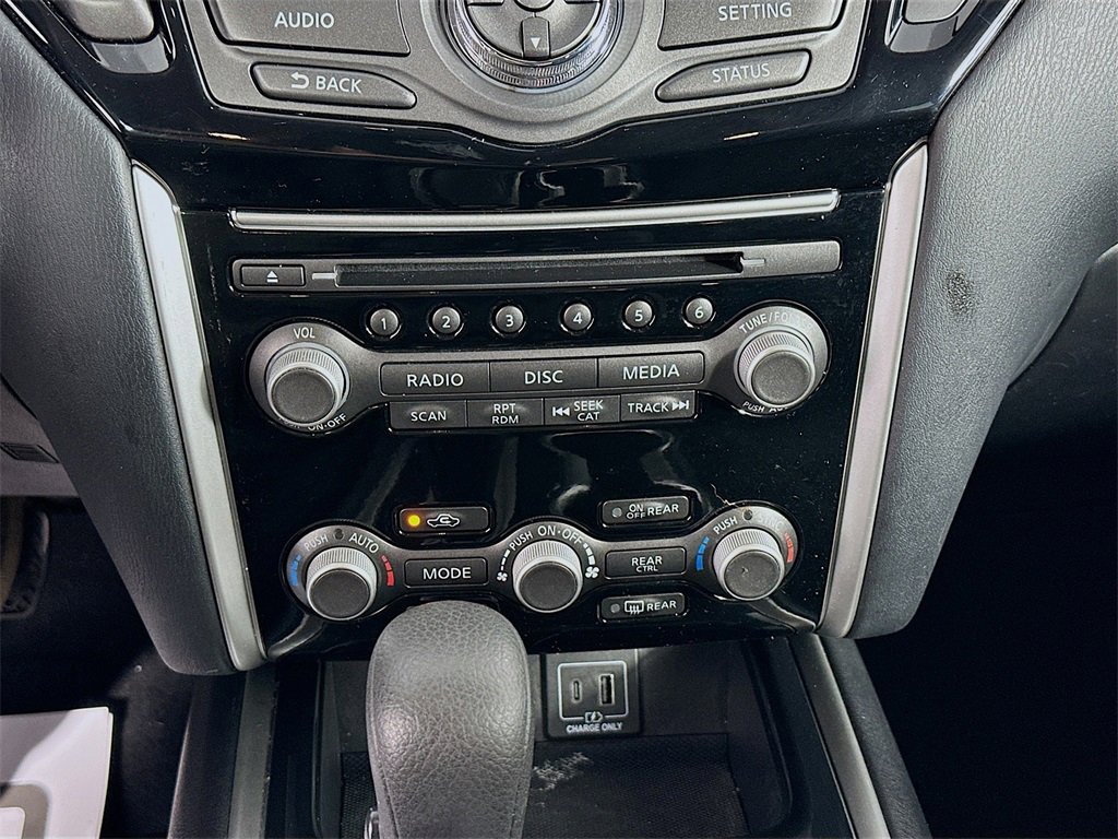 Used 2020 Nissan Pathfinder S image 15