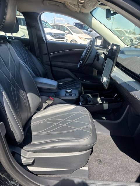Used 2023 Ford Mustang Mach-E Select RWD image 6