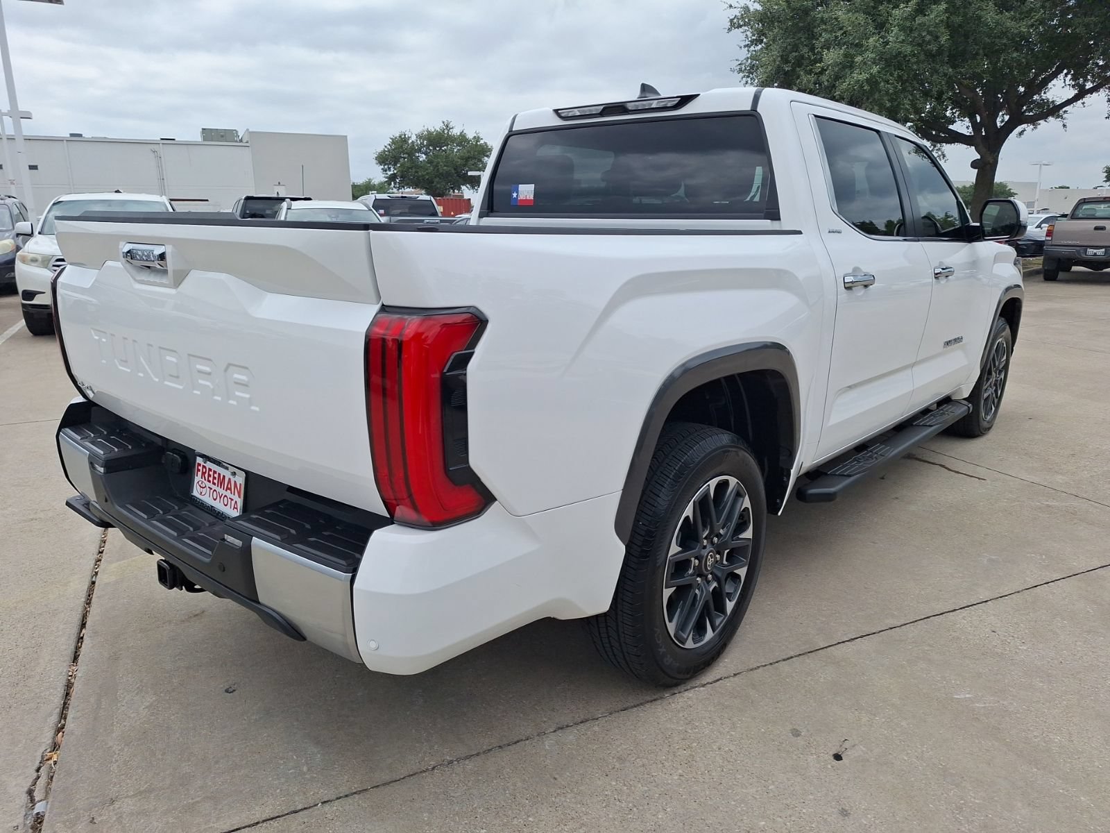 Used 2026 Toyota Tundra Limited w/ Power Package AWD/4WD image 6