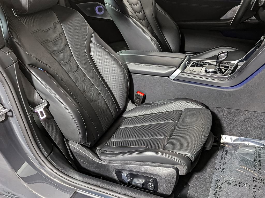 Used 2025 BMW M850i xDrive Coupe image 27