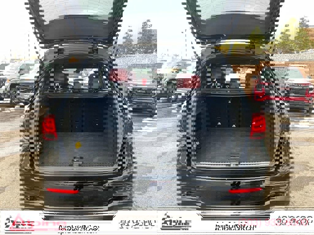 Used 2022 Mercedes-Benz GLC 300 4MATIC image 19