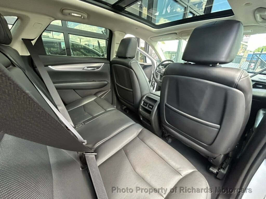 Used 2018 Cadillac XT5 Luxury w/ Driver Awareness Package AWD/4WD image 20