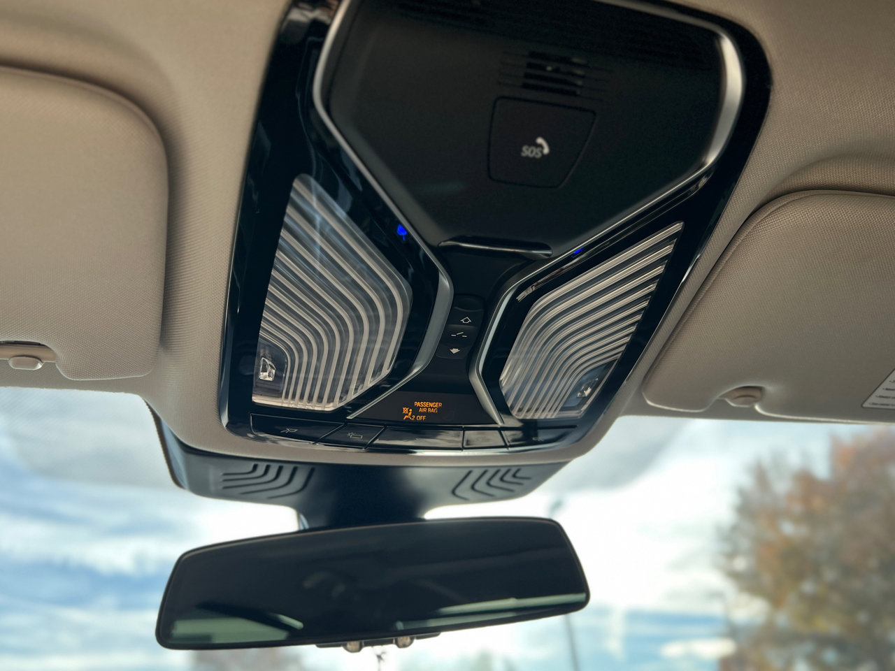 Used 2019 BMW 750i w/ Executive Package image 30