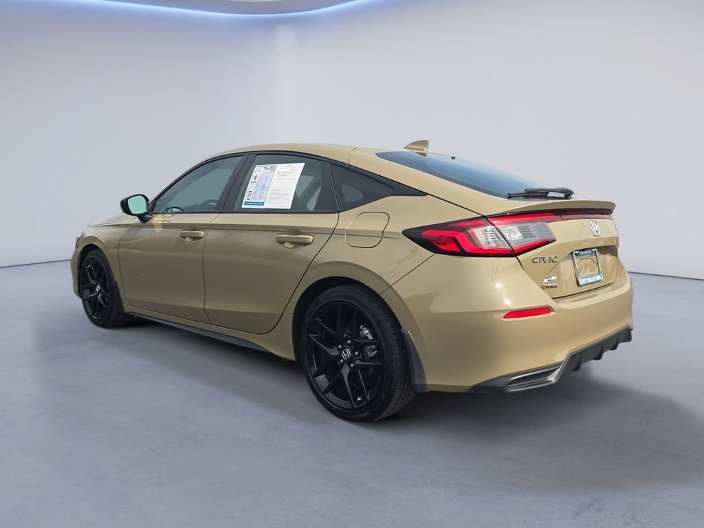 Used 2025 Honda Civic Sport image 3