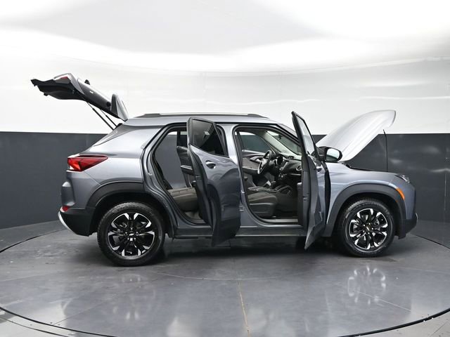 Used 2022 Chevrolet TrailBlazer LT FWD image 40