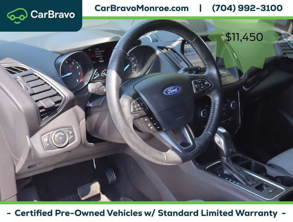 Used 2019 Ford Escape SE FWD image 14