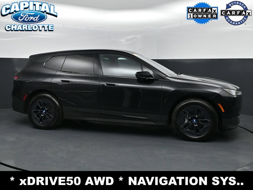 Used 2023 BMW iX xDrive50 AWD/4WD image 25