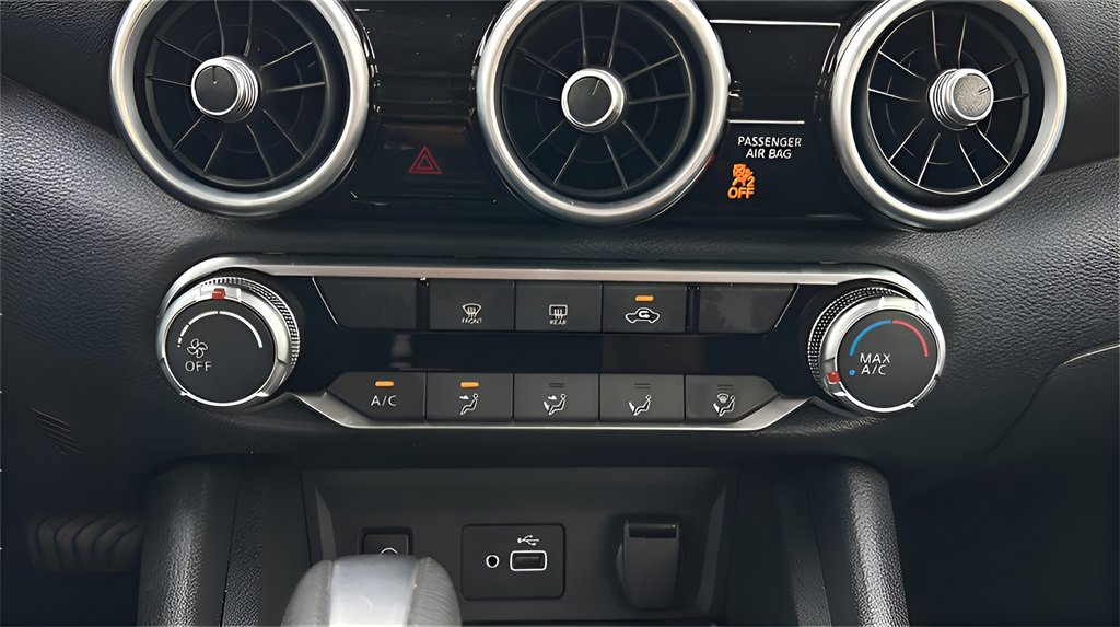 Used 2025 Nissan Sentra S image 21