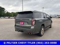 Used 2023 Chevrolet Suburban Premier AWD/4WD image 8