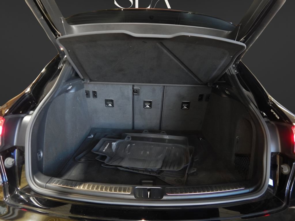 Used 2022 Porsche Macan image 6