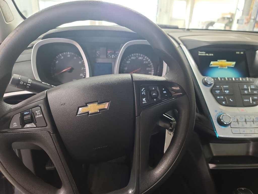 Used 2017 Chevrolet Equinox LS image 8