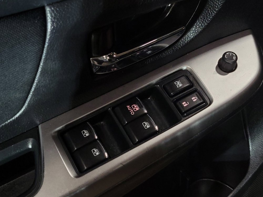 Used 2015 Subaru Impreza 2.0i Premium image 27