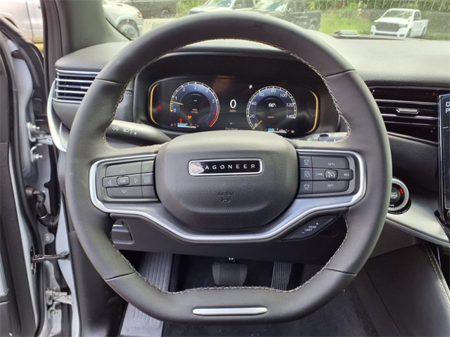 New 2025 Jeep Wagoneer 4WD image 17