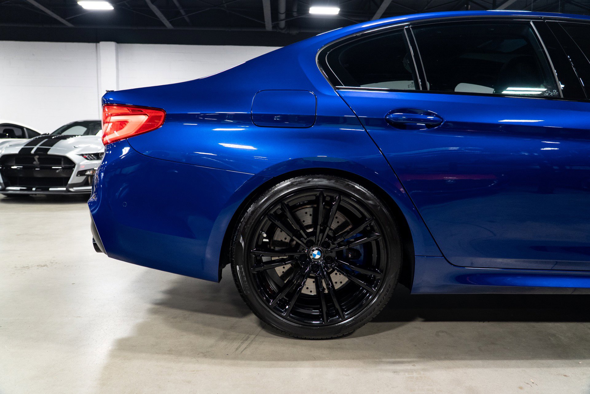 Used 2019 BMW M5 w/ Executive Package image 8