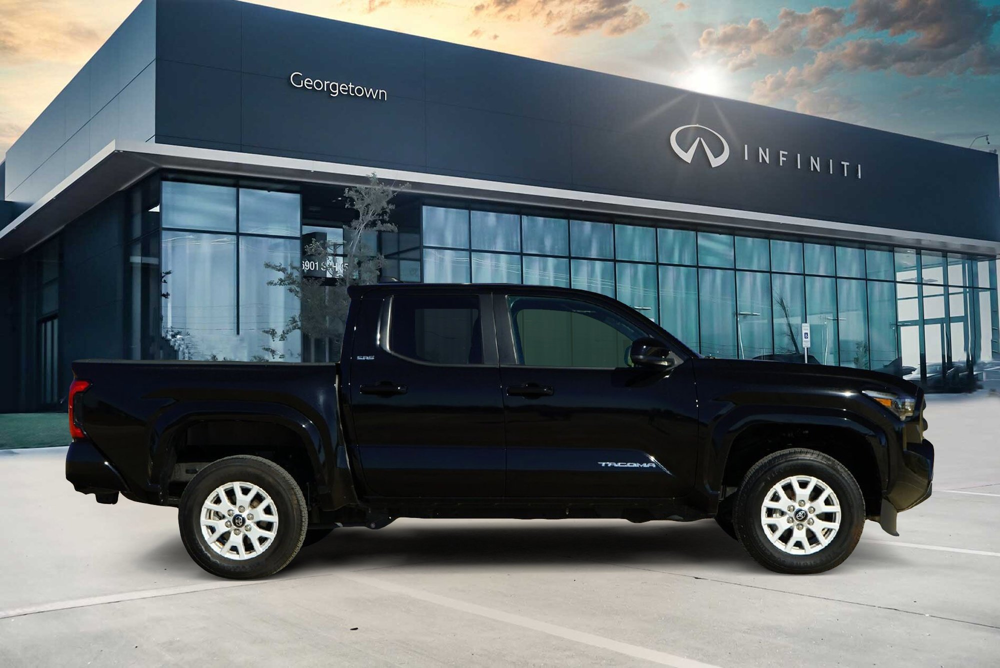 Used 2024 Toyota Tacoma SR5 image 4