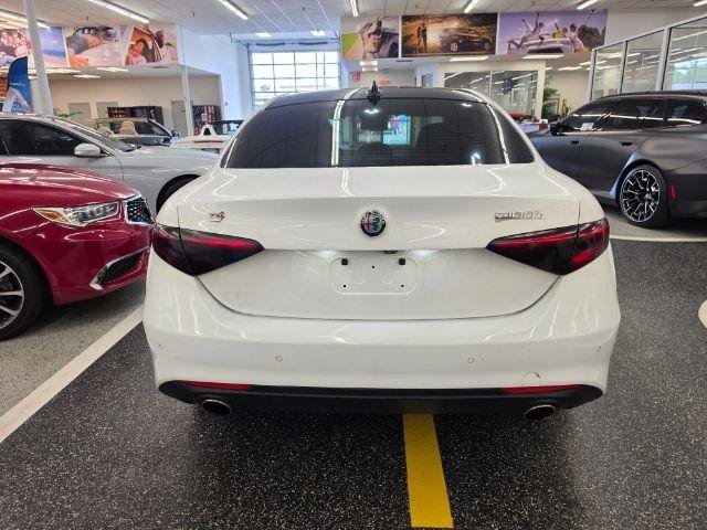 Used 2017 Alfa Romeo Giulia Ti w/ TI Lusso Light Wood Package AWD/4WD image 6