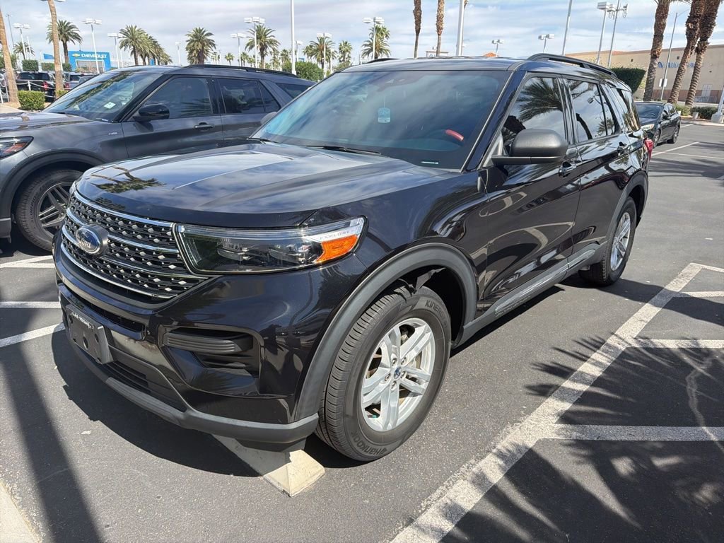 Used 2022 Ford Explorer XLT RWD image 1