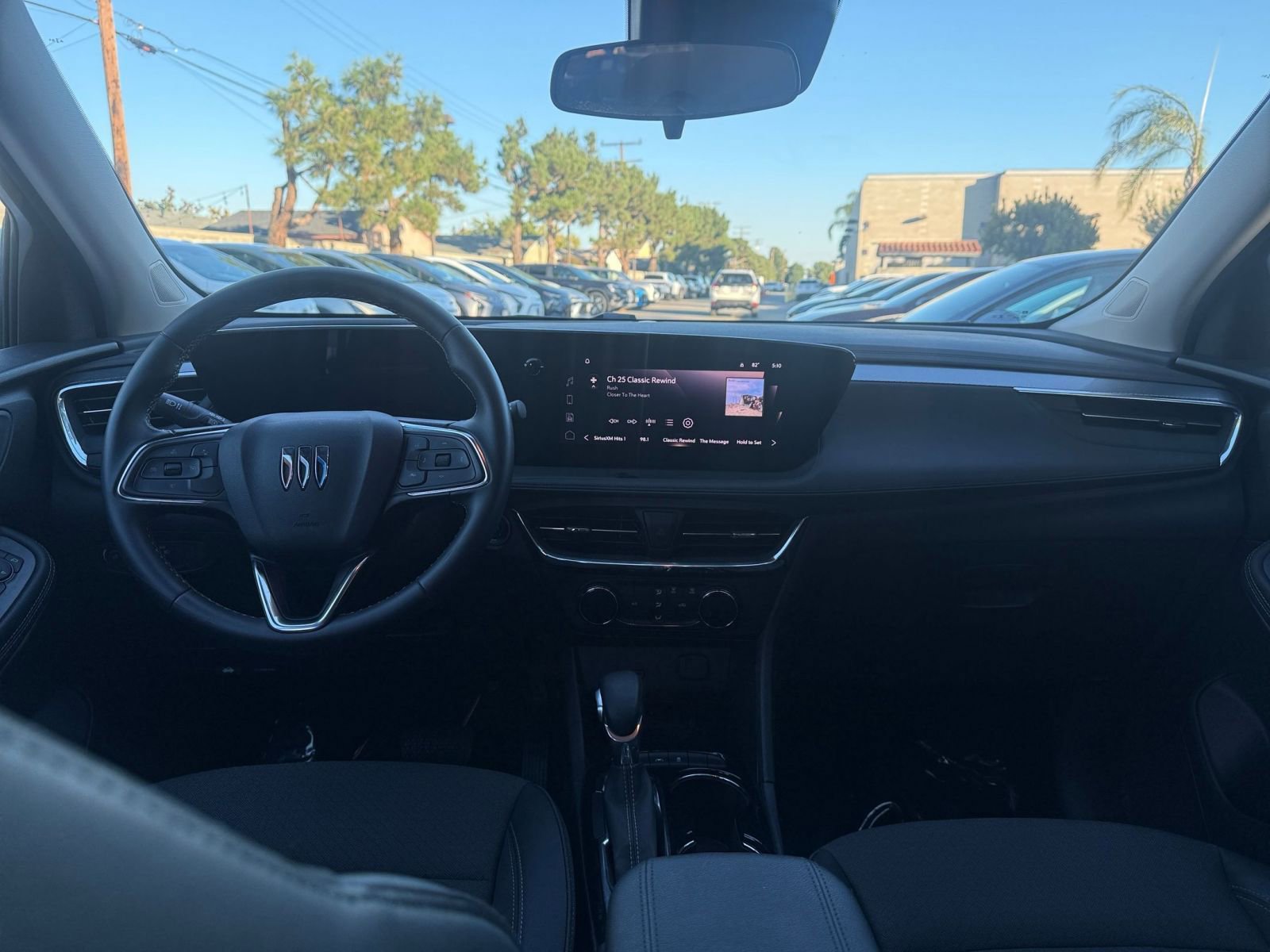 Used 2025 Buick Encore GX Preferred image 29