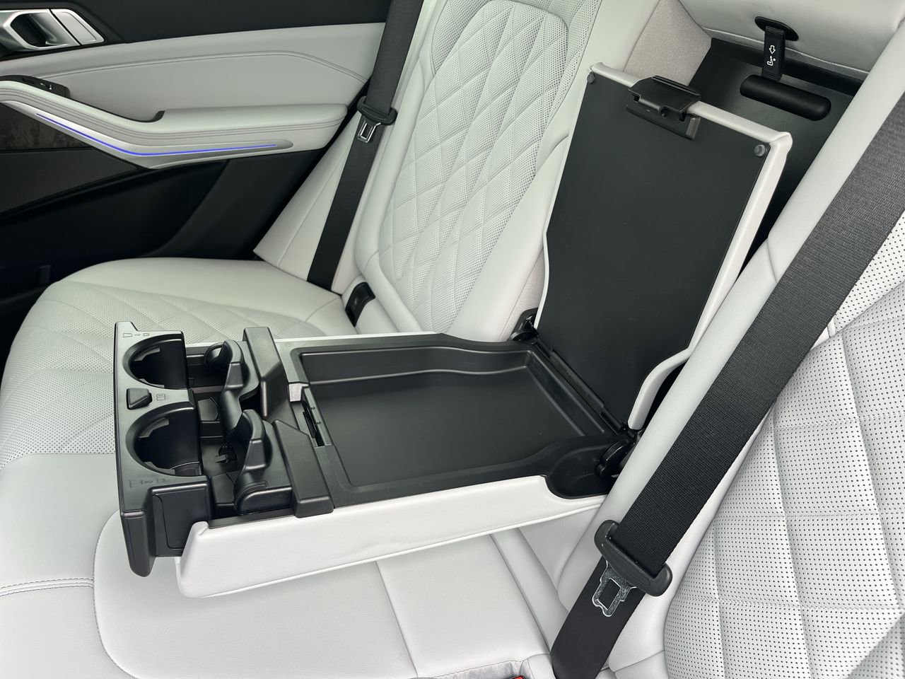 Certified 2024 BMW X5 xDrive40i w/ M Sport Package image 33