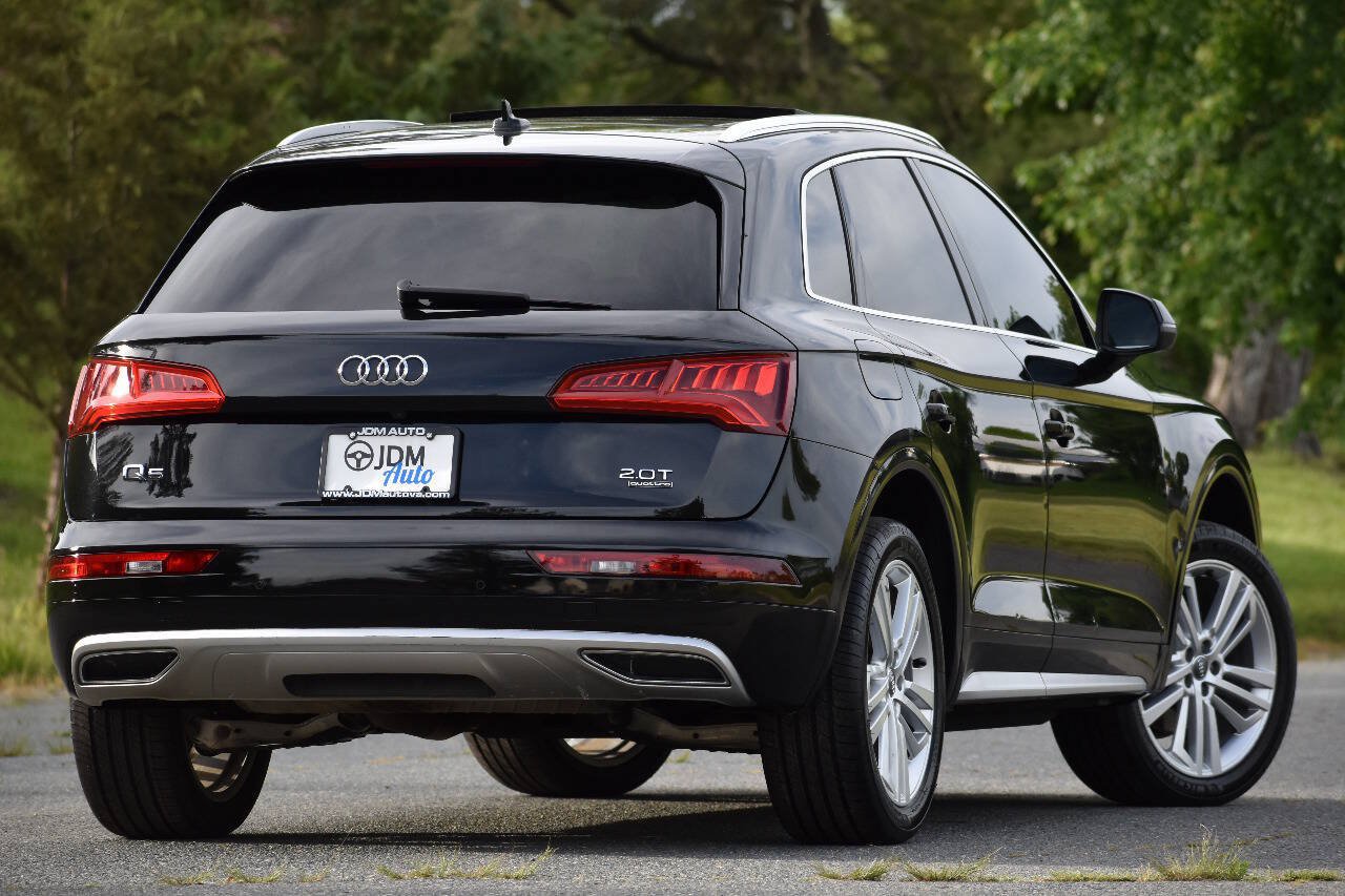 Used 2018 Audi Q5 2.0T Premium Plus w/ Premium Plus Package AWD/4WD image 5