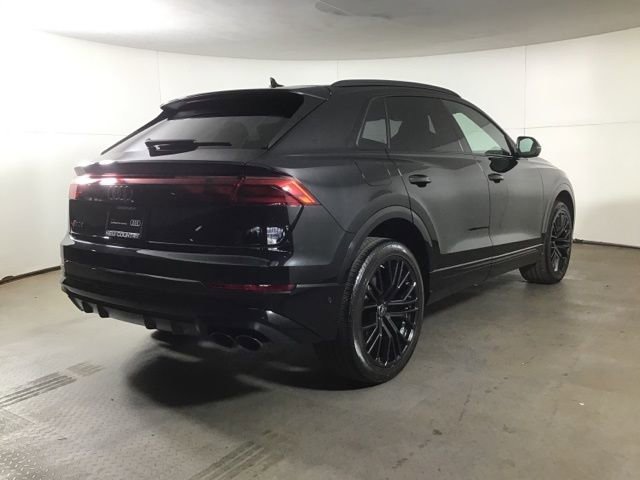 Used 2024 Audi SQ8 Prestige w/ Prestige Package image 7