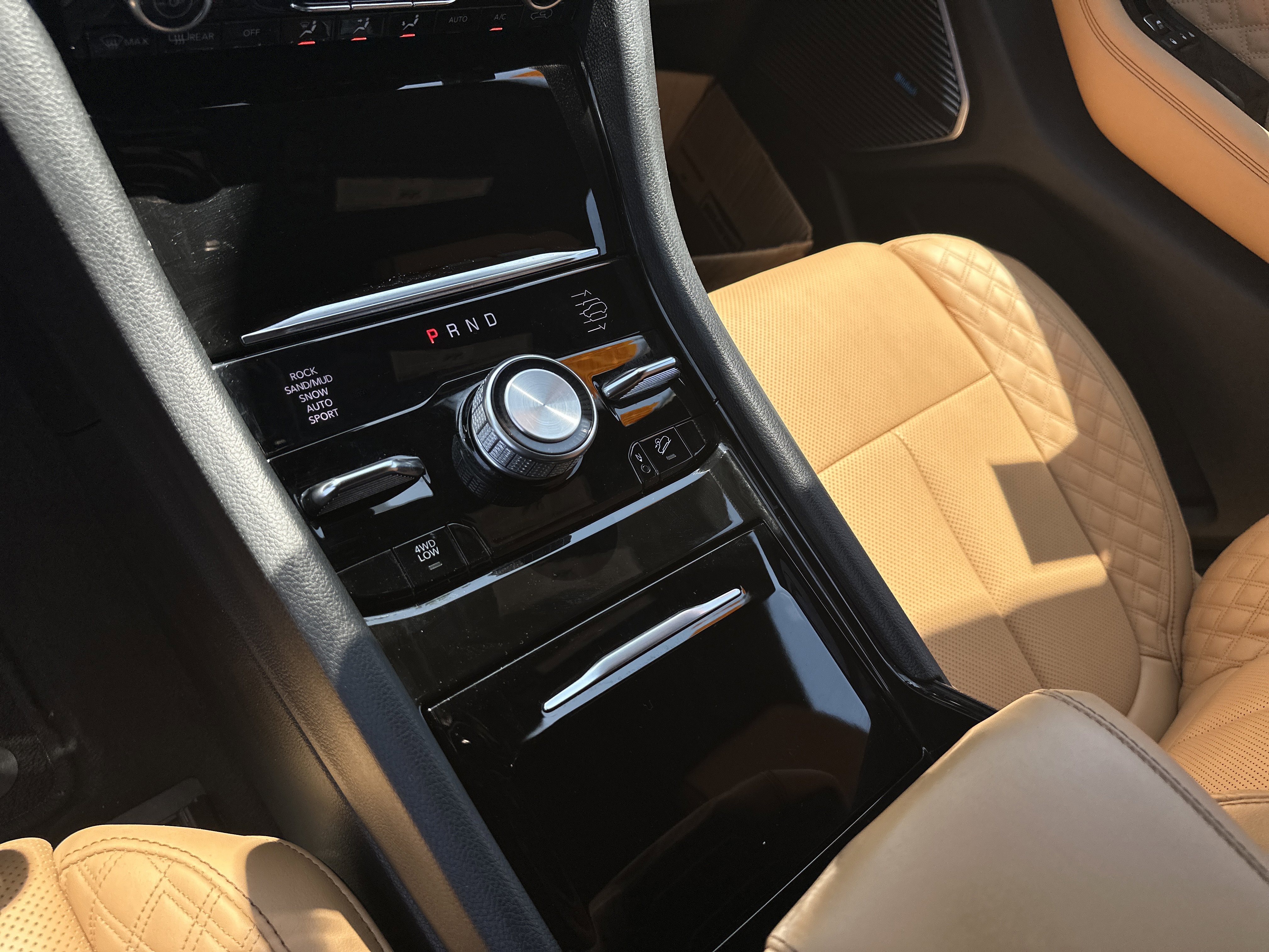 Used 2023 Jeep Grand Cherokee Summit w/ Advanced Protech Group IV AWD/4WD image 35