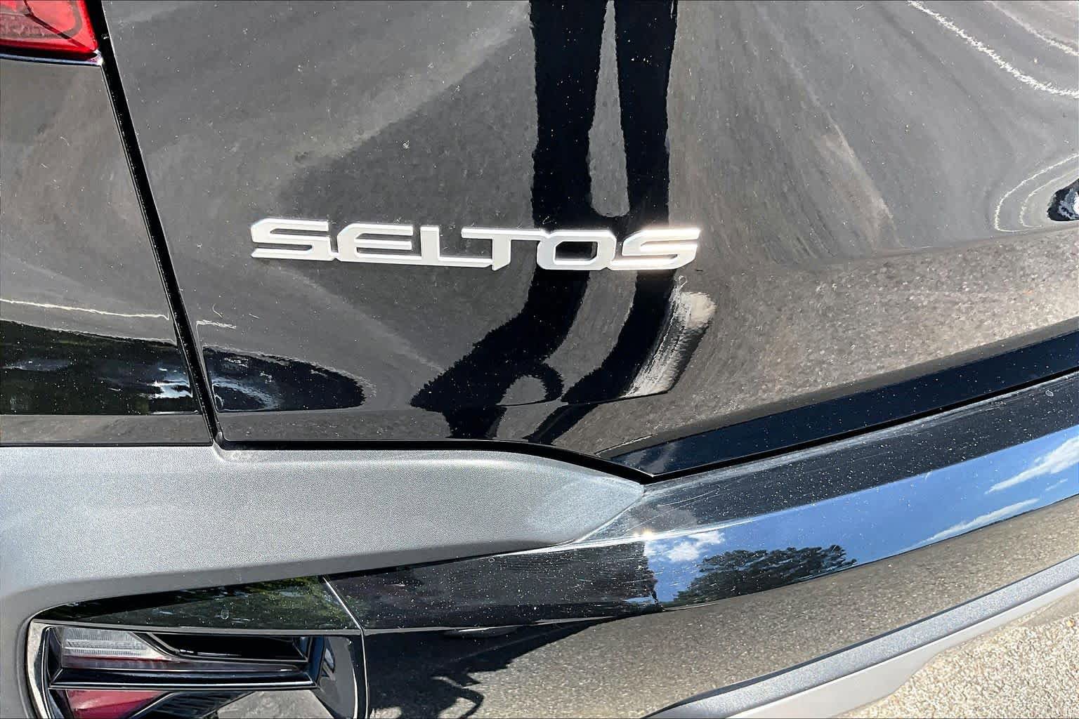 Used 2024 Kia Seltos S FWD image 10